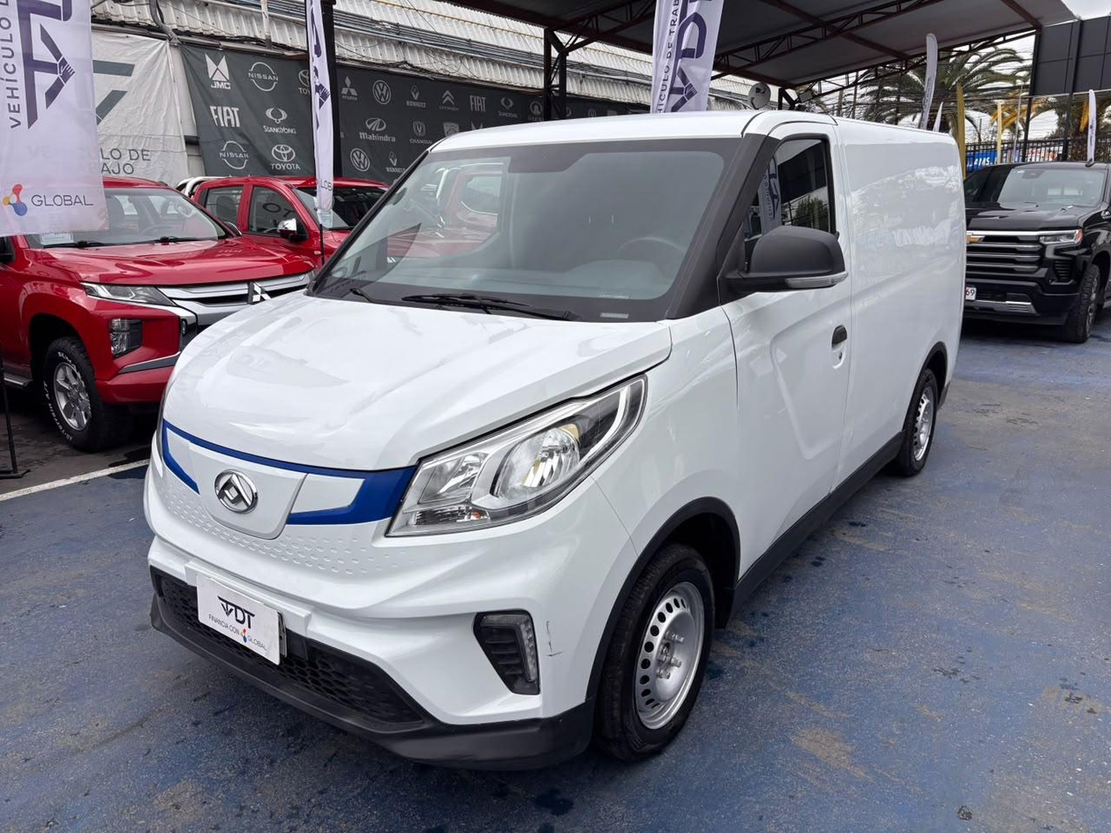 Maxus EV30 AUT 2022 - Foto 3 de 10