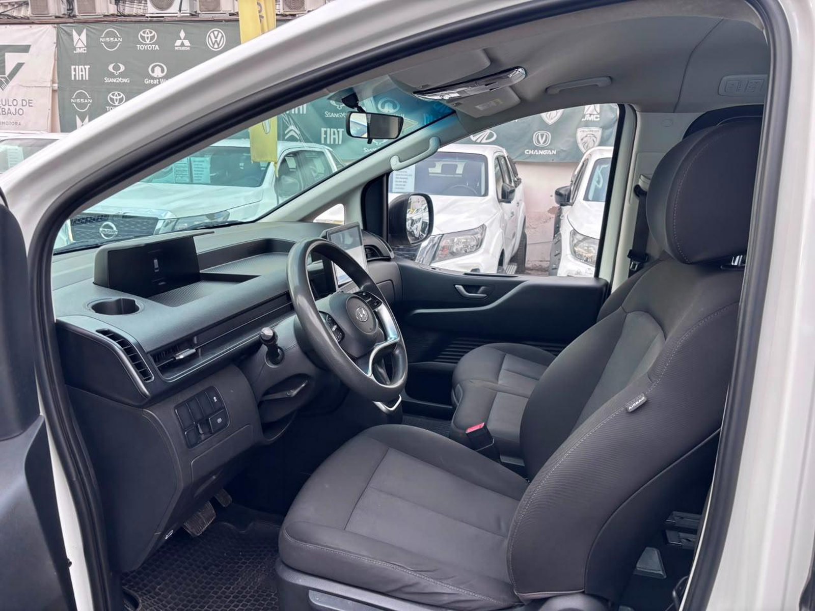 Hyundai Staria Premium 2.2 CRDi 2023 - Imagen 10 de 10