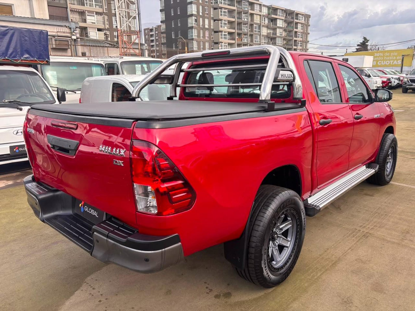 Toyota HILUX DX 2.4 4x2 2023 - Imagen 8 de 10