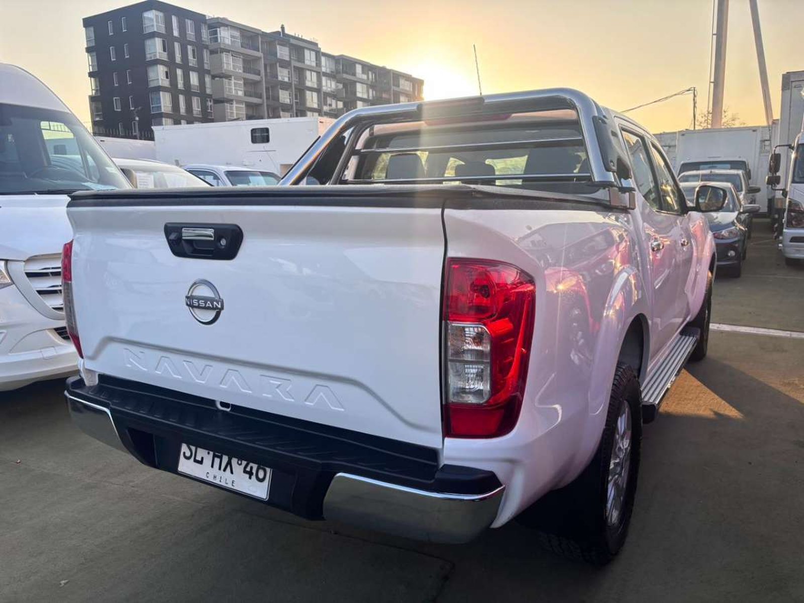 Nissan NAVARA D CAB 2.3 XE 4X4 2023 - Imagen 8 de 10