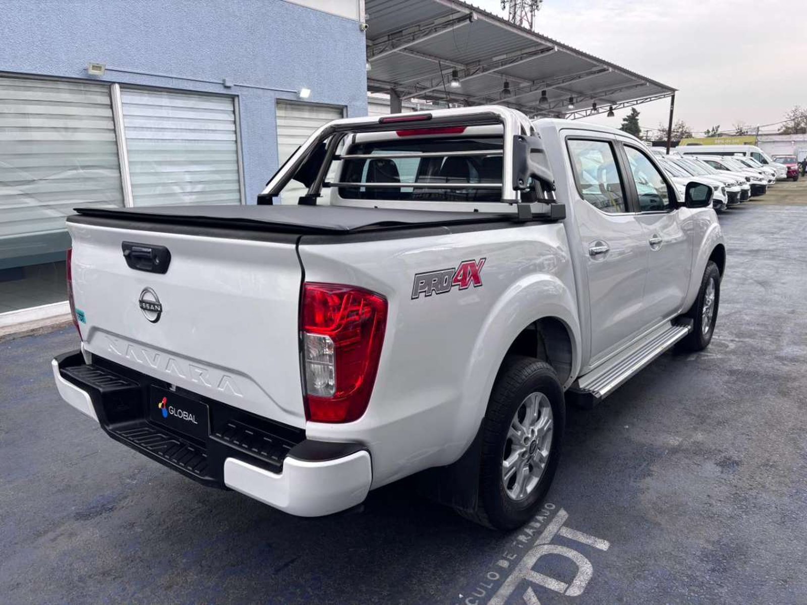 Nissan NAVARA D CAB 2.3 2023 - Imagen 8 de 10