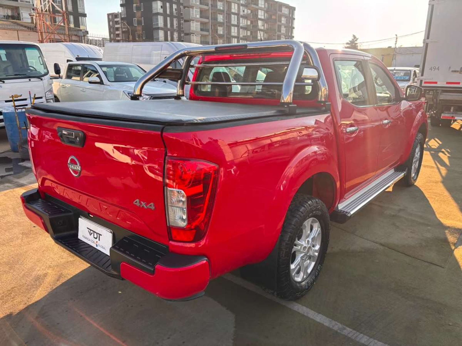 Nissan NAVARA D CAB MT 4X4 2.3 2023 - Imagen 8 de 10