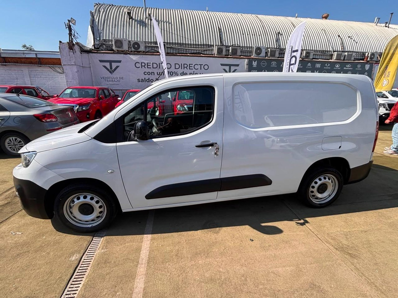 Peugeot PARTNER L2 1.6 Diesel 2022 - Imagen 5 de 10