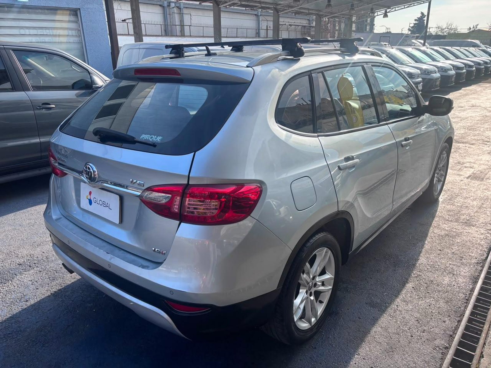 Brilliance V5 2015 - Imagen 8 de 10