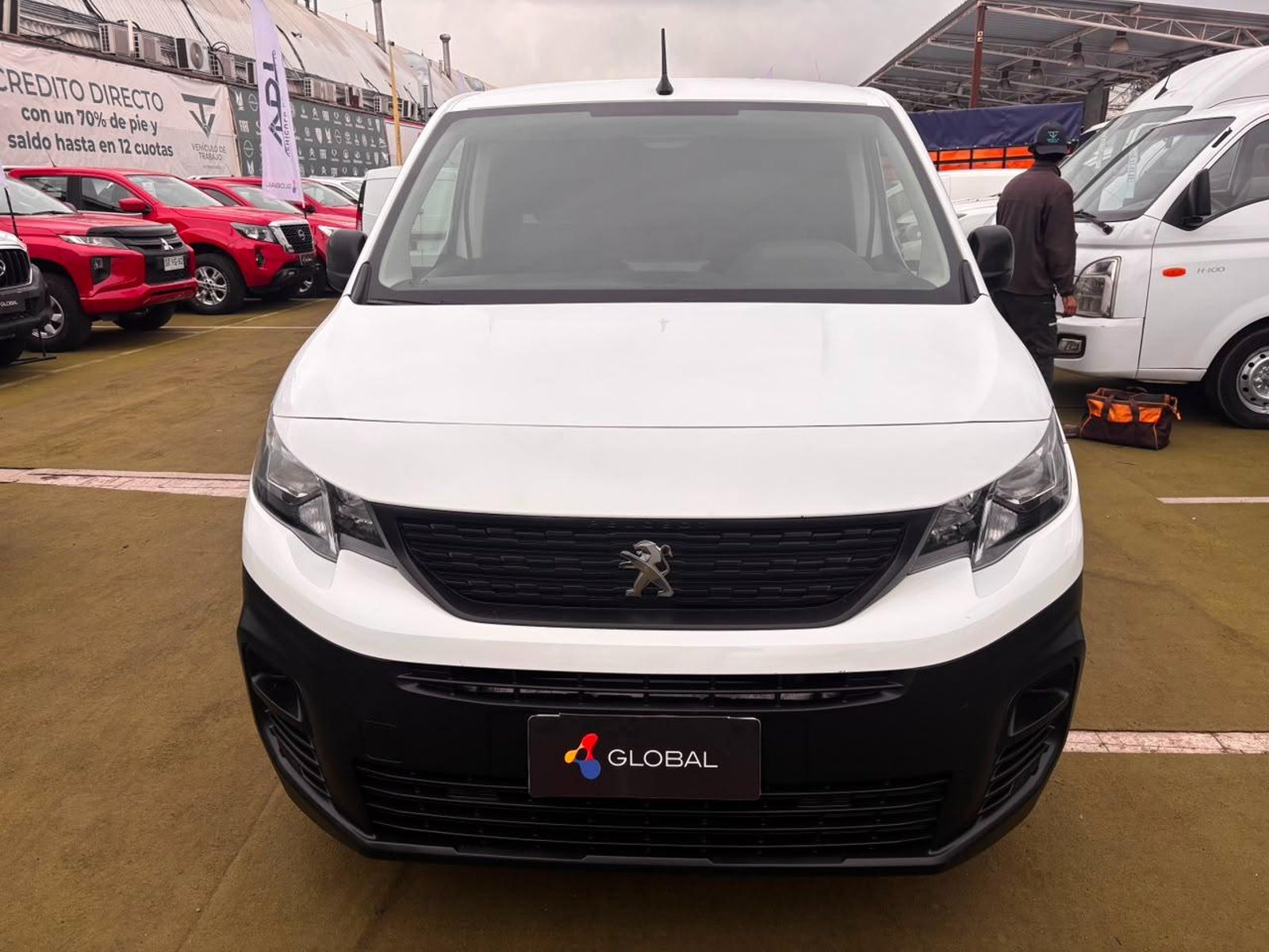Peugeot PARTNER 2021 - Foto 2 de 10