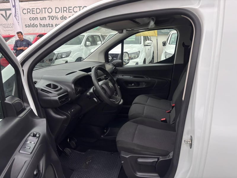 Citroën Berlingo 2024 - Imagen 9 de 10