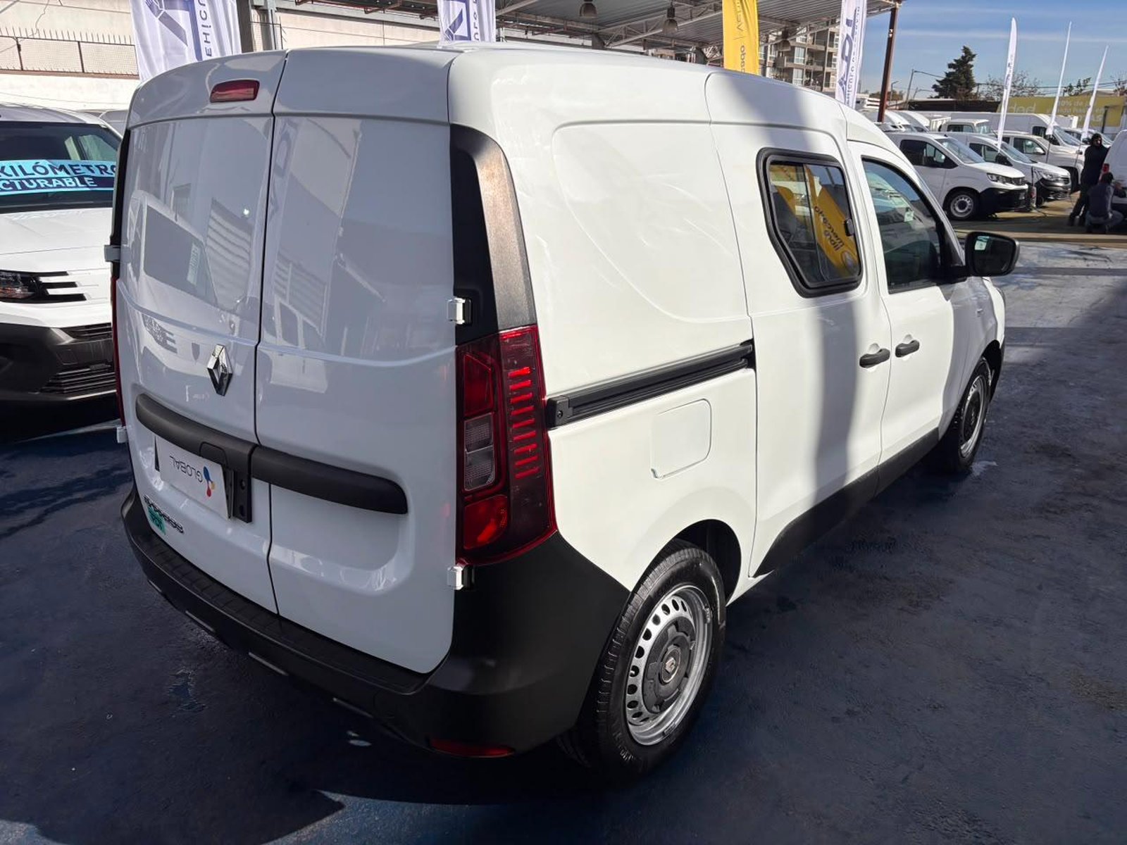 Renault Express 2023 - Imagen 8 de 10