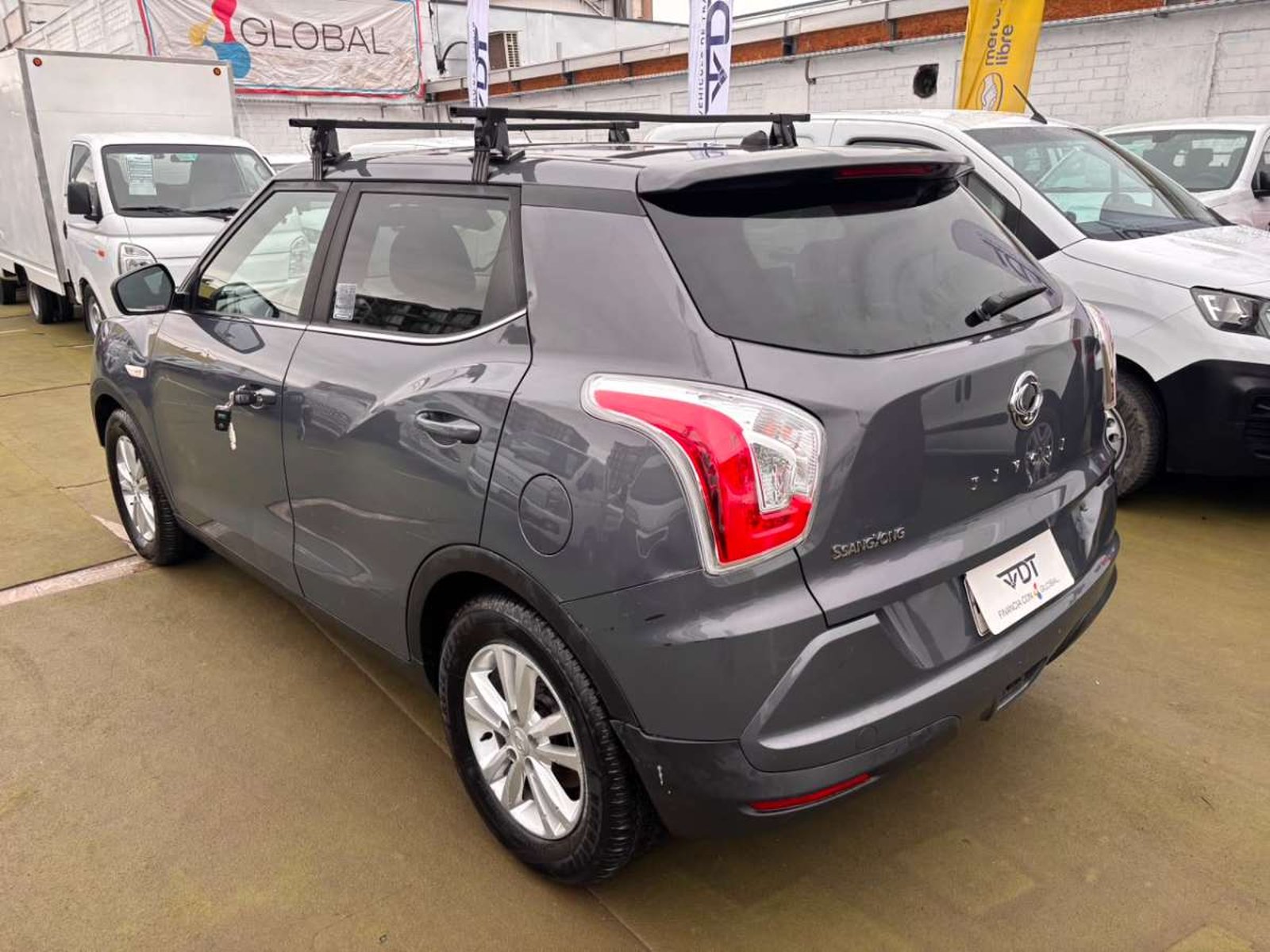 SsangYong TIVOLI 1.6 2018 - Imagen 6 de 10