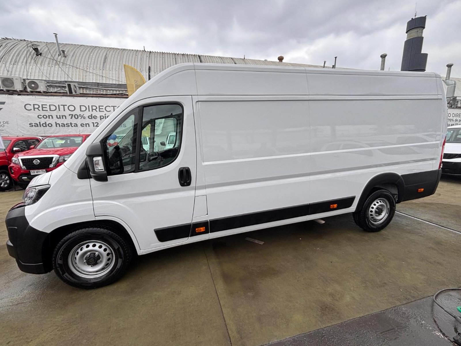 Peugeot Boxer L4H2 2.2 Diesel 2026 - Foto 5 de 10
