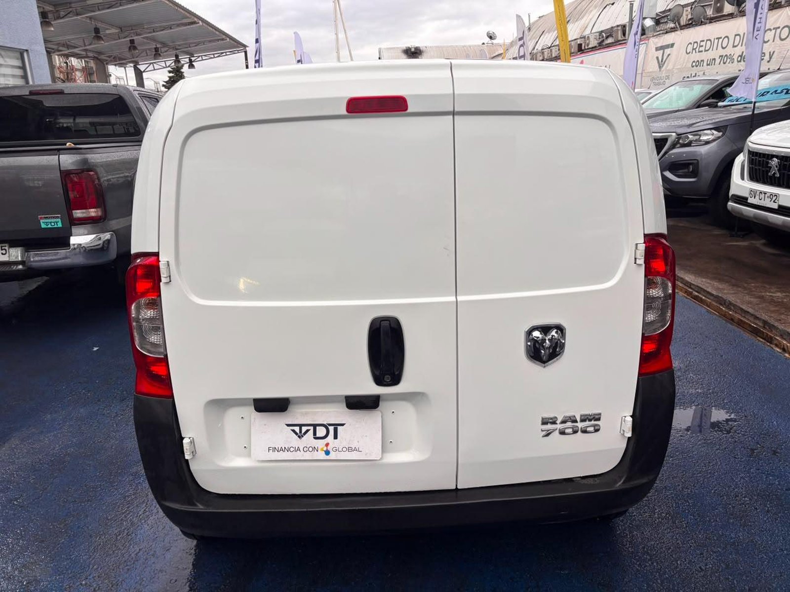 RAM VAN 700 CITY 2022 - Imagen 7 de 10