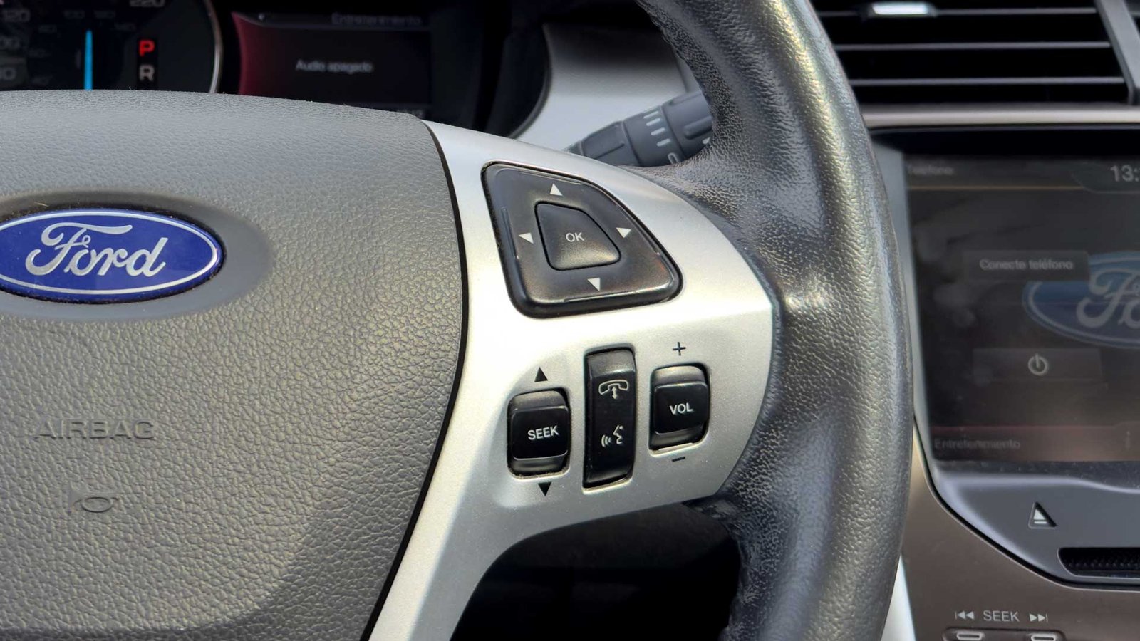 Ford Edge SEL AWD 3.5 2015 - Imagen 10 de 20