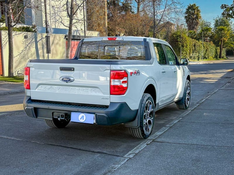 Ford Maverick Lariat 4x4 2.0 2023 - Imagen 4 de 20