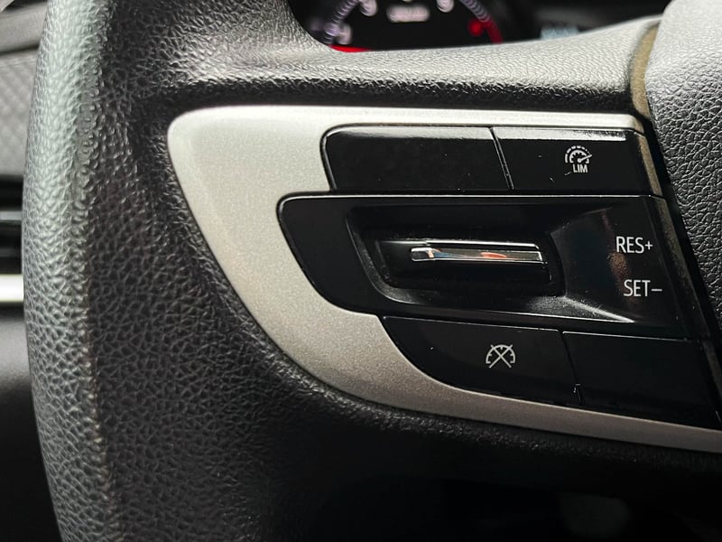 Chevrolet Onix MT LT 1.0T 2022 - Imagen 8 de 20