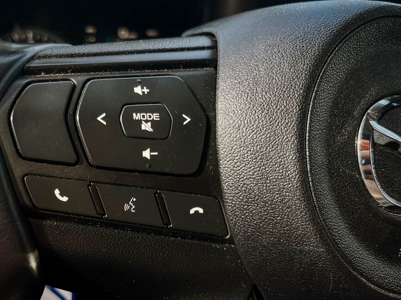 Mazda BT-50 High 3.0 2023 - Imagen 8 de 20