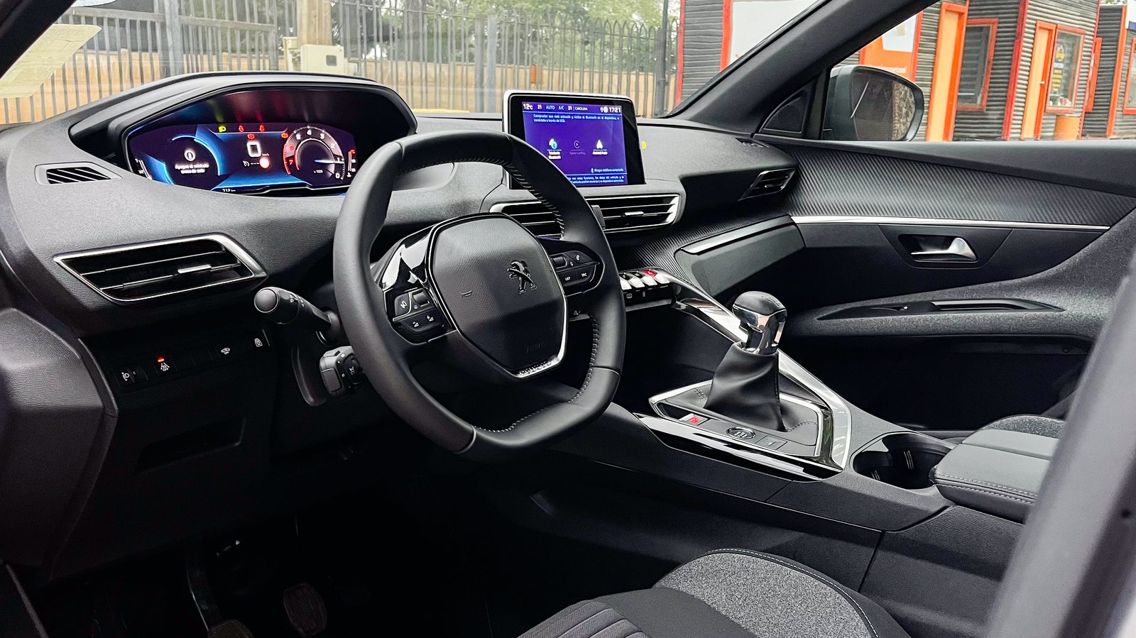 Peugeot 3008 Active Pack 1.2 2024 - Imagen 12 de 20