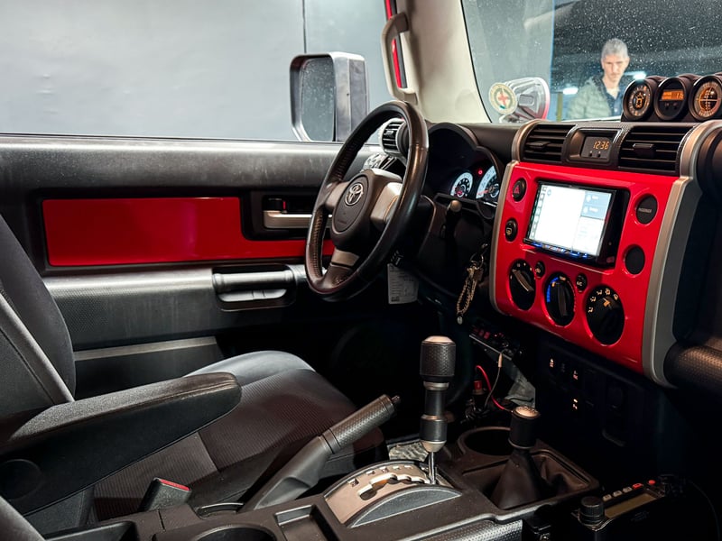 Toyota FJ Cruiser Limited 4x4 4.0 2013 - Imagen 11 de 20
