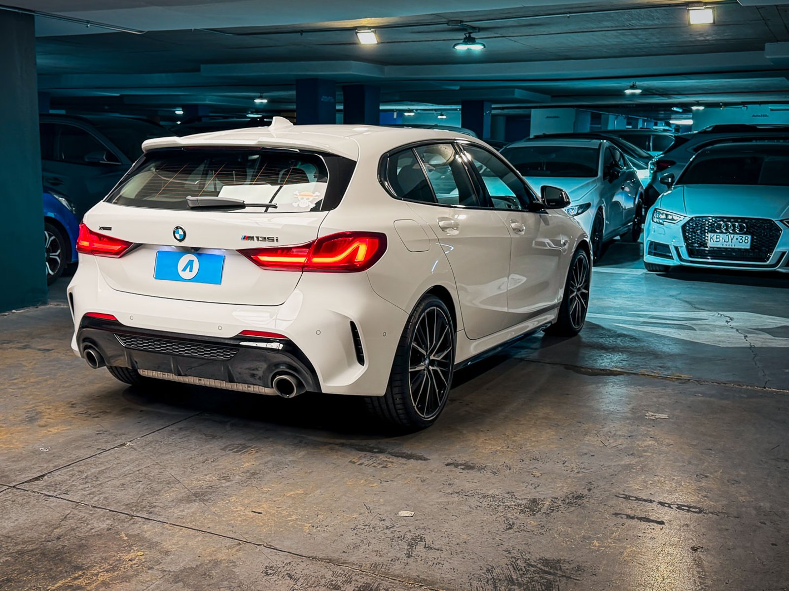 BMW 135I xDrive 2.0 2023 - Foto 4 de 20
