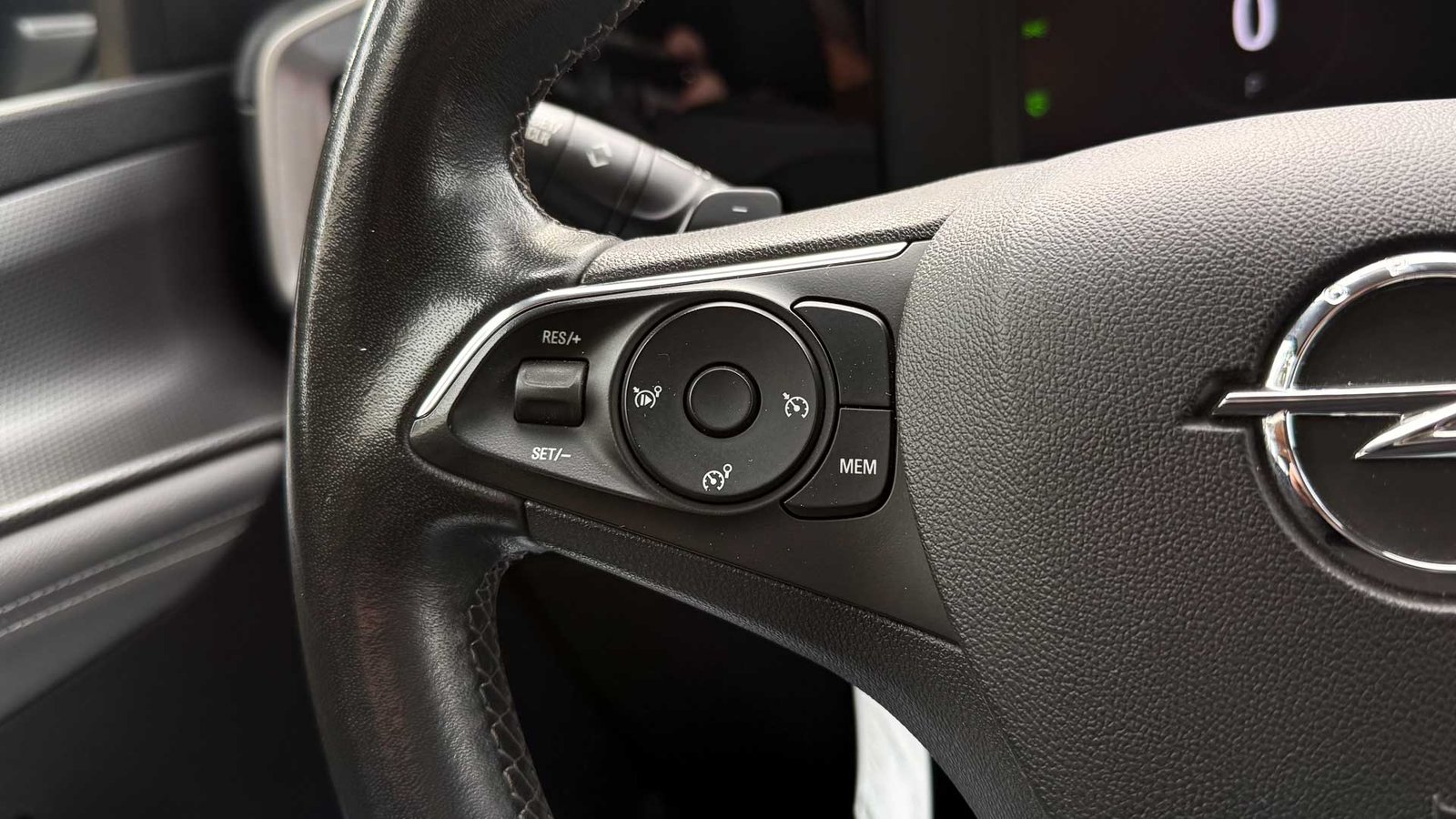 Opel Mokka GS Line 1.2 T AT 2022 - Imagen 9 de 20