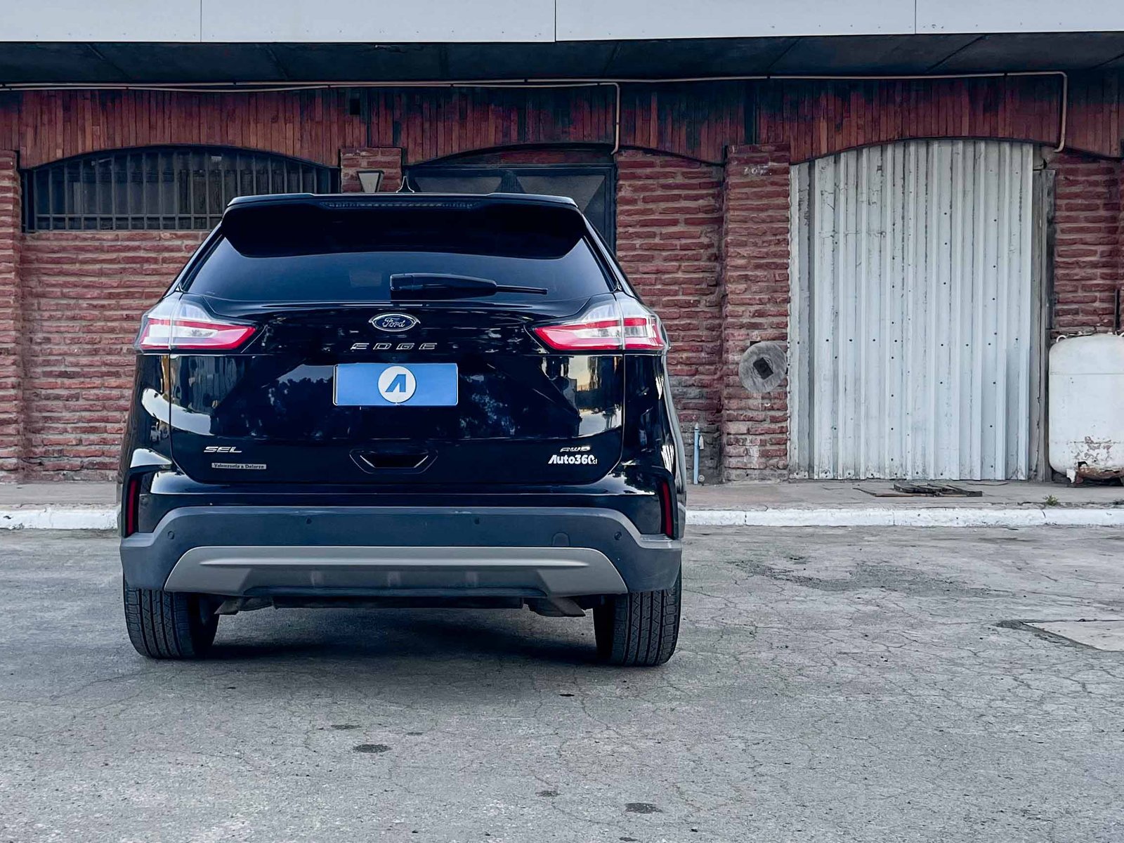 Ford Edge SEL AWD 2.0 2024 - Foto 3 de 20