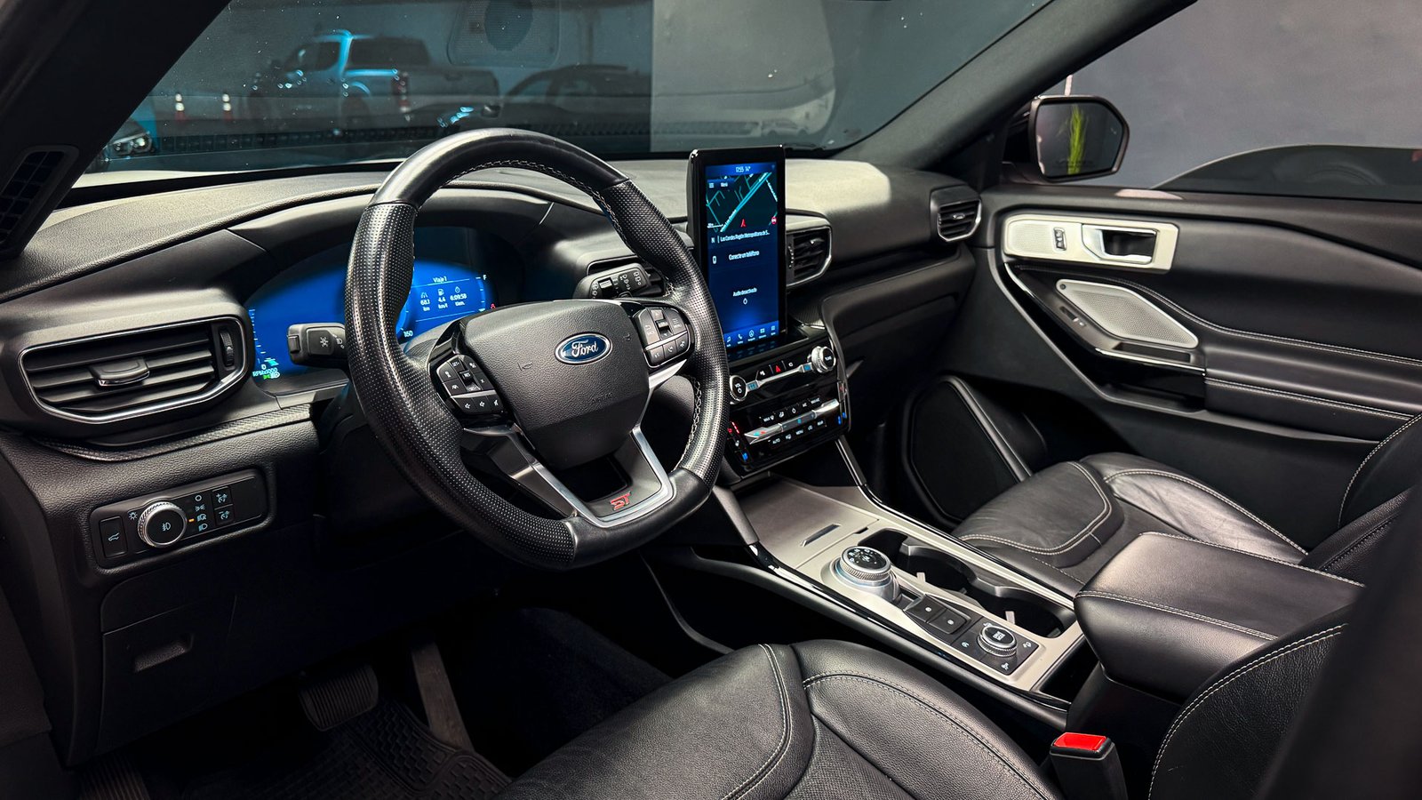 Ford Explorer ST 3.0 ECOBOOST 4X4 AT 2021 - Imagen 11 de 20