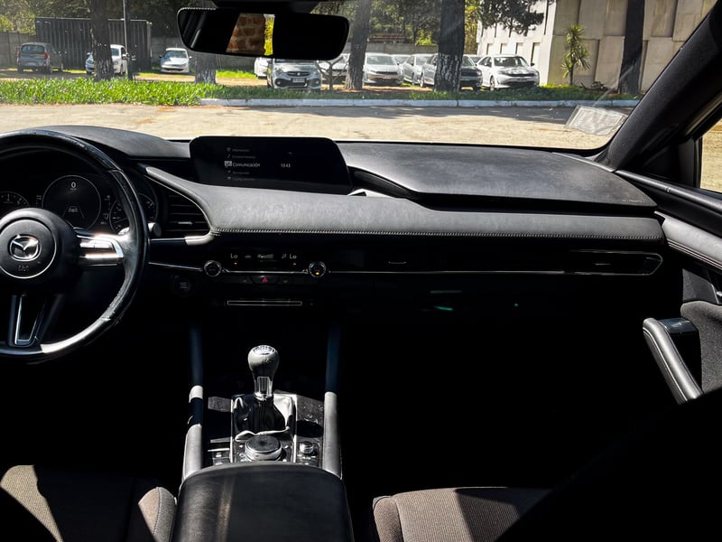 Mazda 3 Sport V 2.0 2020 - Imagen 11 de 15