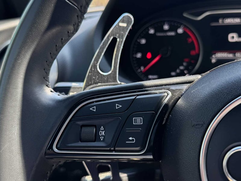 Audi A3 Sport Sline 1.4 2018 - Imagen 9 de 20