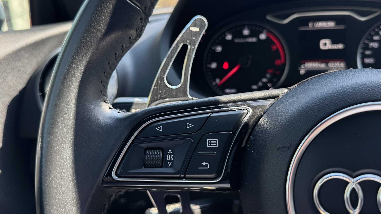 Audi A3 Sport Sline 1.4 2018 - Imagen 8 de 15