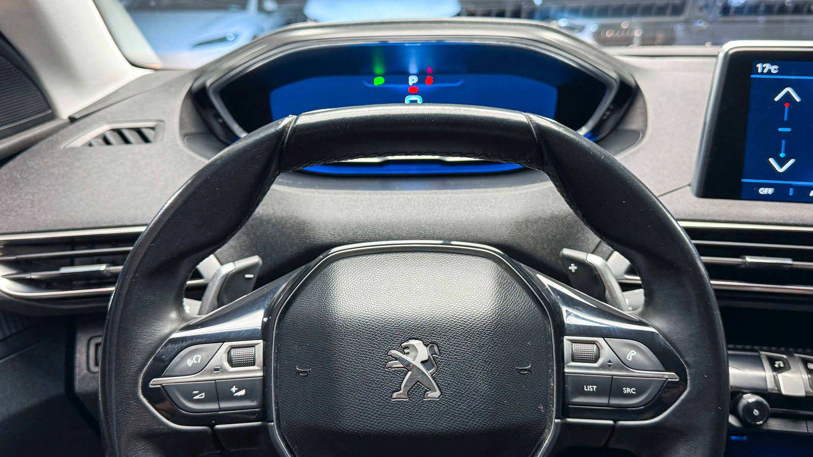 Peugeot 3008 Active 1.6 2018 - Imagen 7 de 20