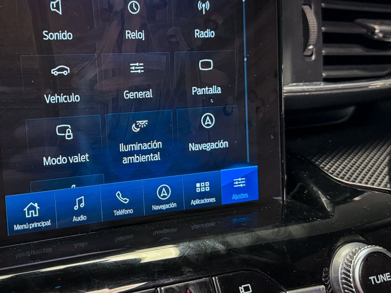 Ford Explorer ST 4WD 2023 - Imagen 17 de 20