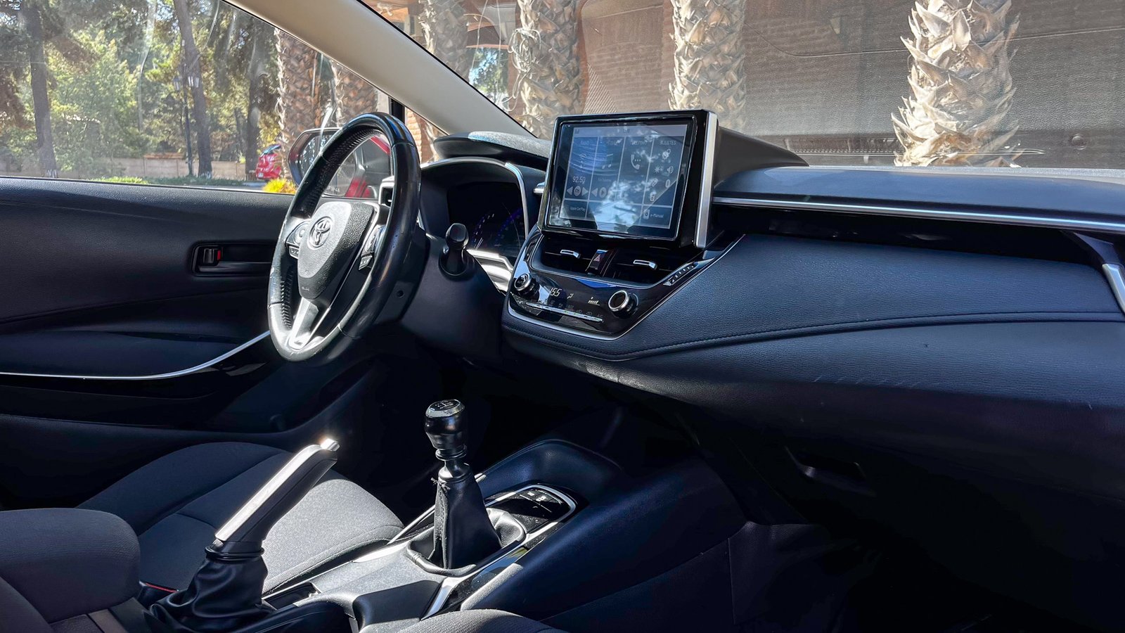 Toyota Corolla XEI MT 2.0 2022 - Imagen 13 de 20
