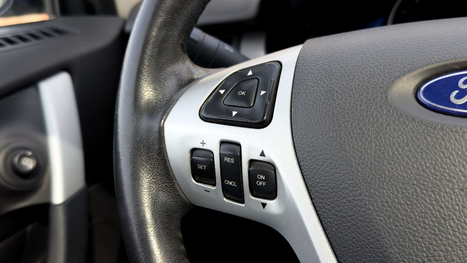 Ford Edge SEL AWD 3.5 2015 - Imagen 9 de 20