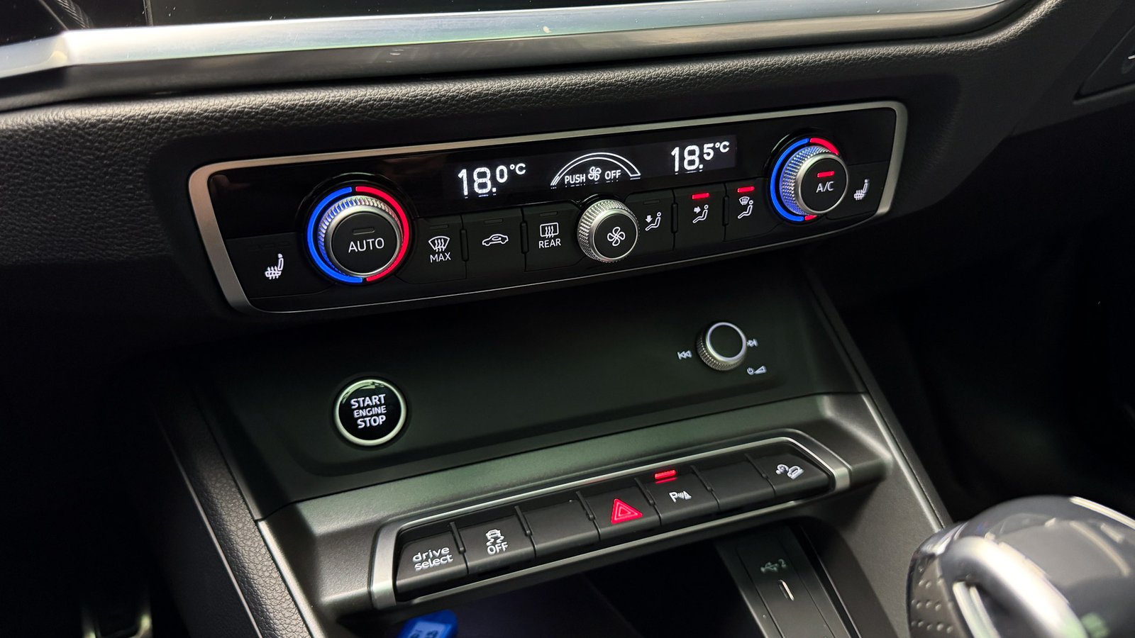Audi Q3 S-Line 35 TFSI Sport 1.4T 2025 - Imagen 20 de 20
