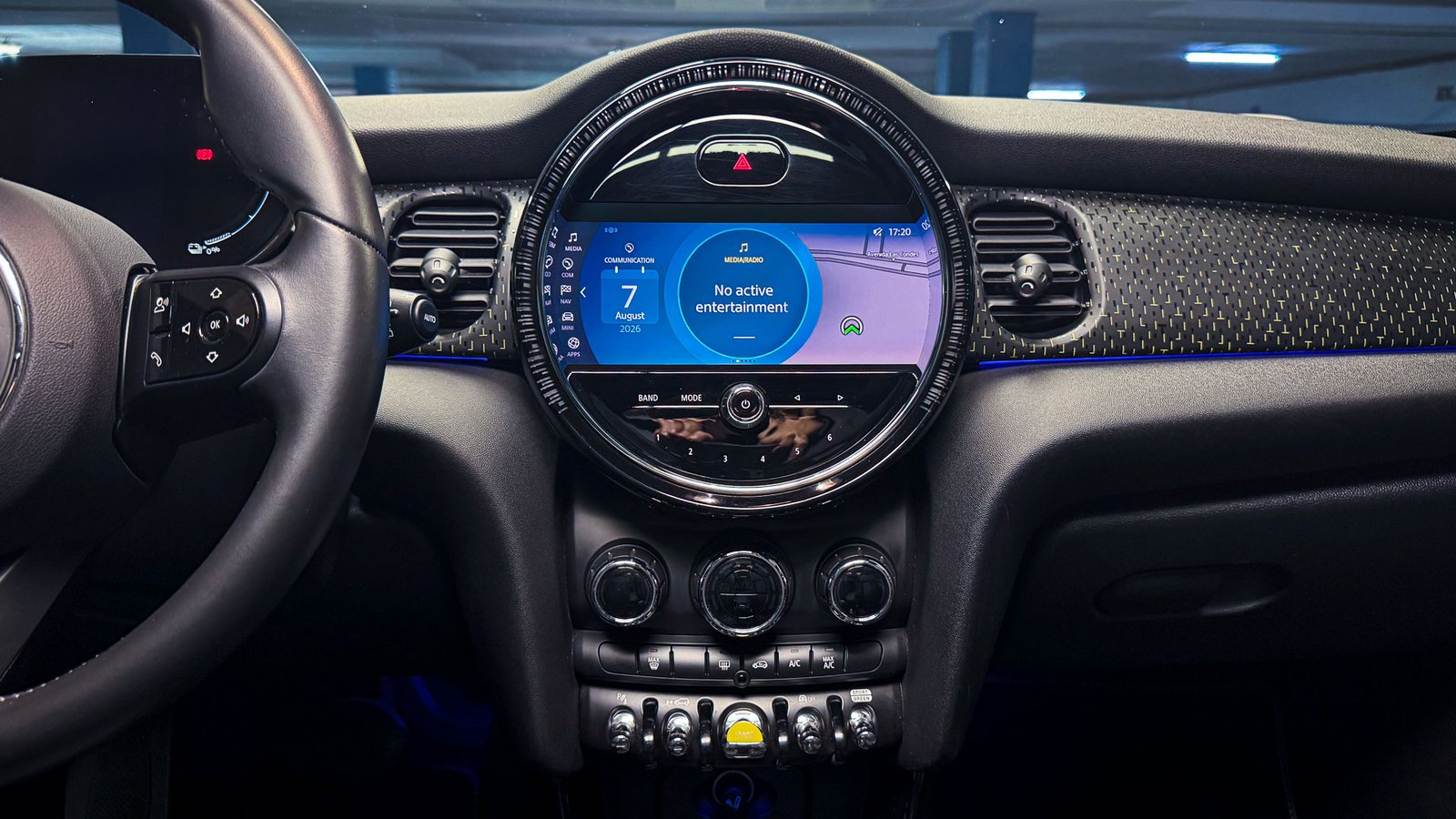 Mini Cooper SE Favoured 2023 - Imagen 15 de 20