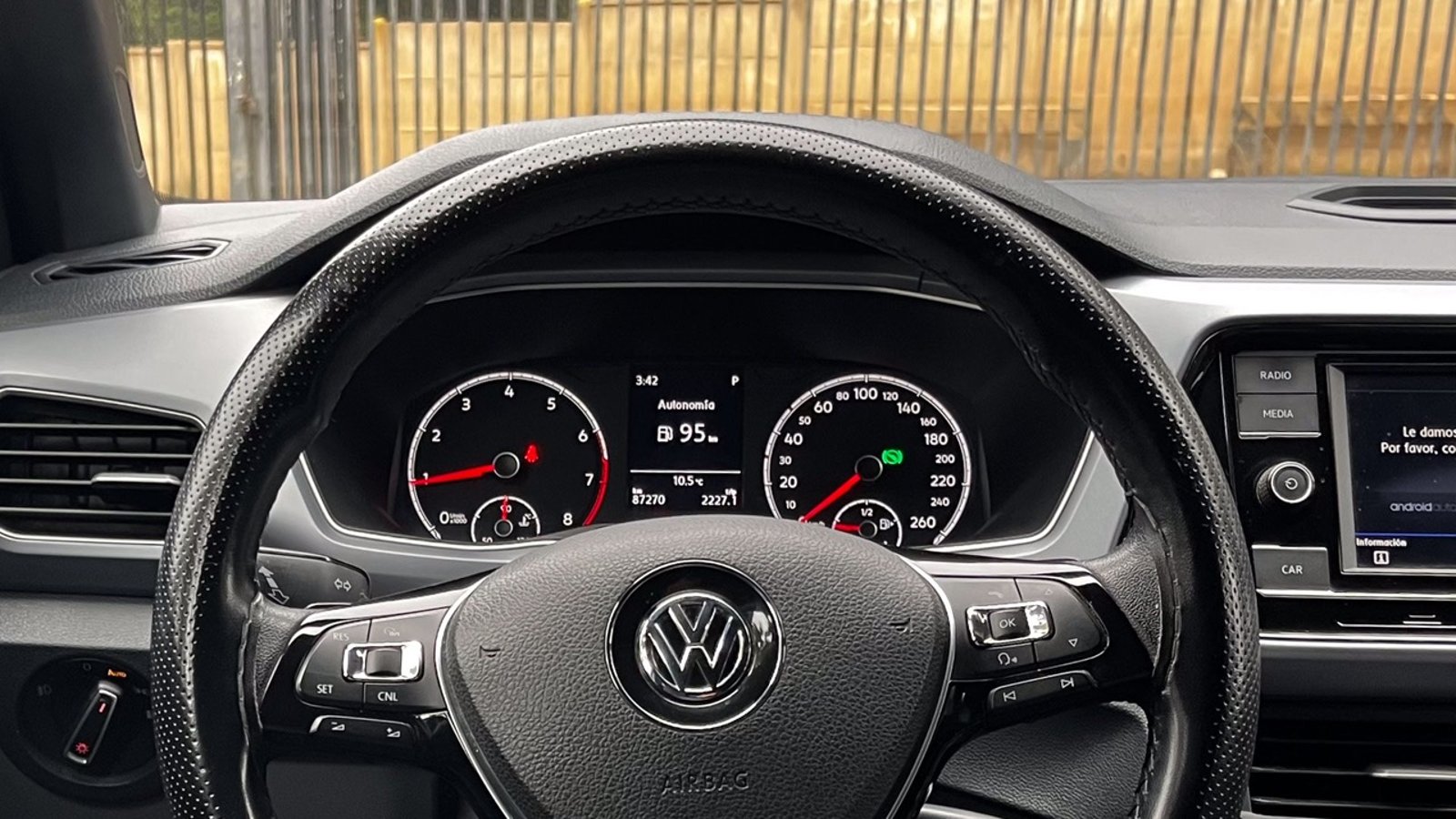Volkswagen T-Cross Comfortline 1.6 2020 - Imagen 7 de 20