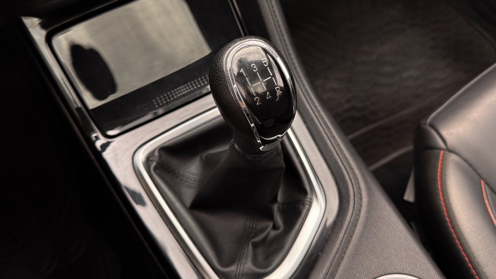Changan CS35 Luxury 1.6 MT 2022 - Imagen 17 de 20