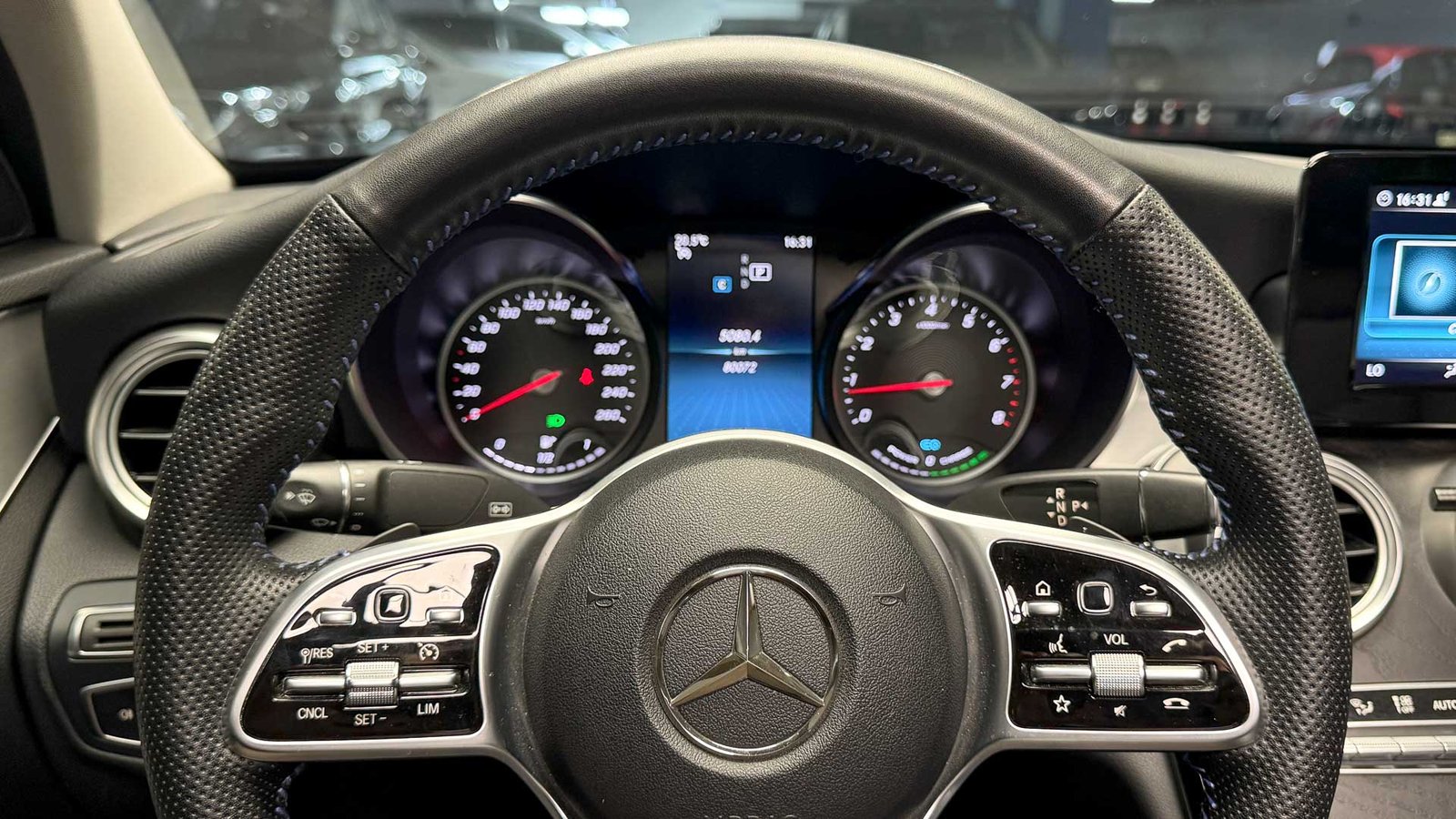 Mercedes-Benz C200 FL AT 1.5 2020 - Imagen 7 de 20
