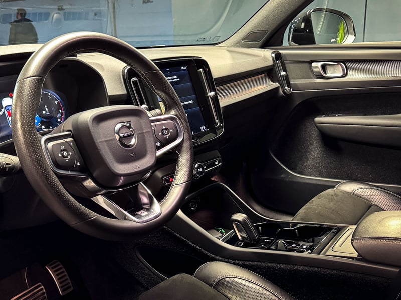 Volvo XC40 T5 R-Design 2.0 2020 - Imagen 11 de 20