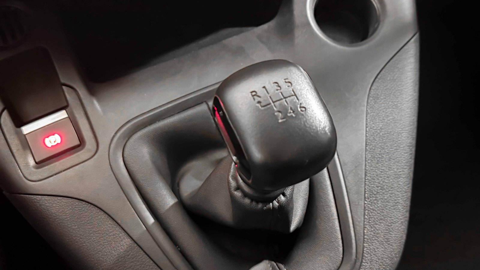 Peugeot Partner HDI L1 1.5 2024 - Imagen 15 de 16