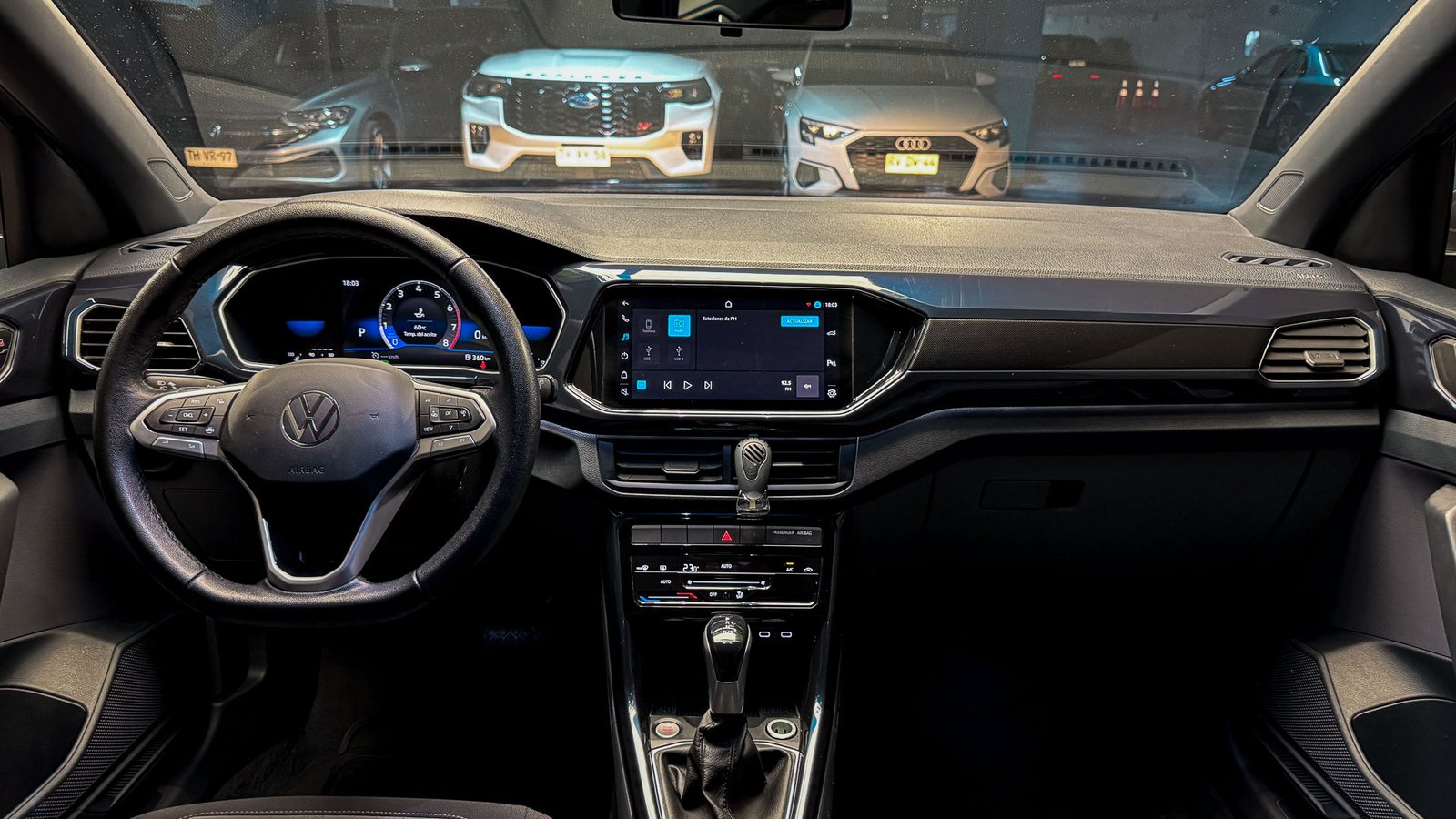 Volkswagen T-Cross Comfortline 2024 - Imagen 14 de 20