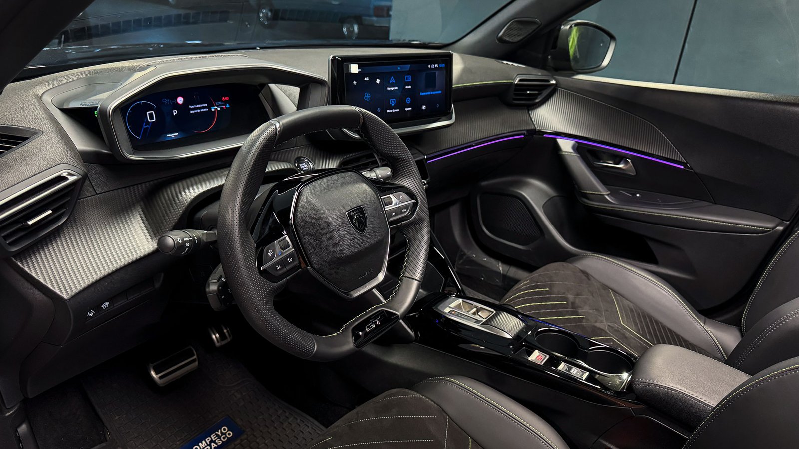 Peugeot 2008 GT Hybrid AT 1.2 2026 - Imagen 11 de 20