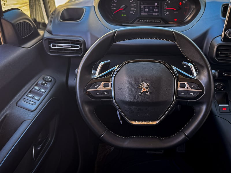 Peugeot Rifter BlueHDI 1.5 2024 - Imagen 12 de 20