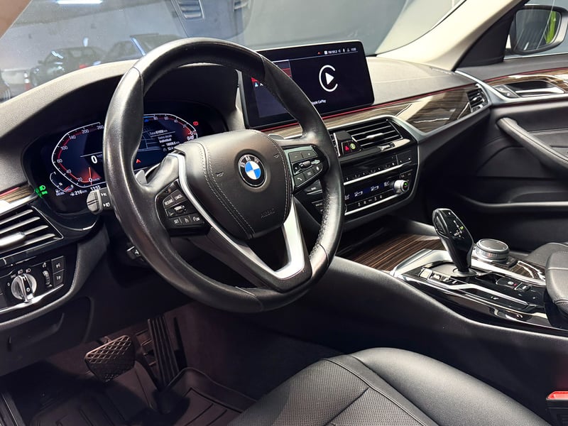BMW 520D Heritage 2.0 2022 - Imagen 11 de 20