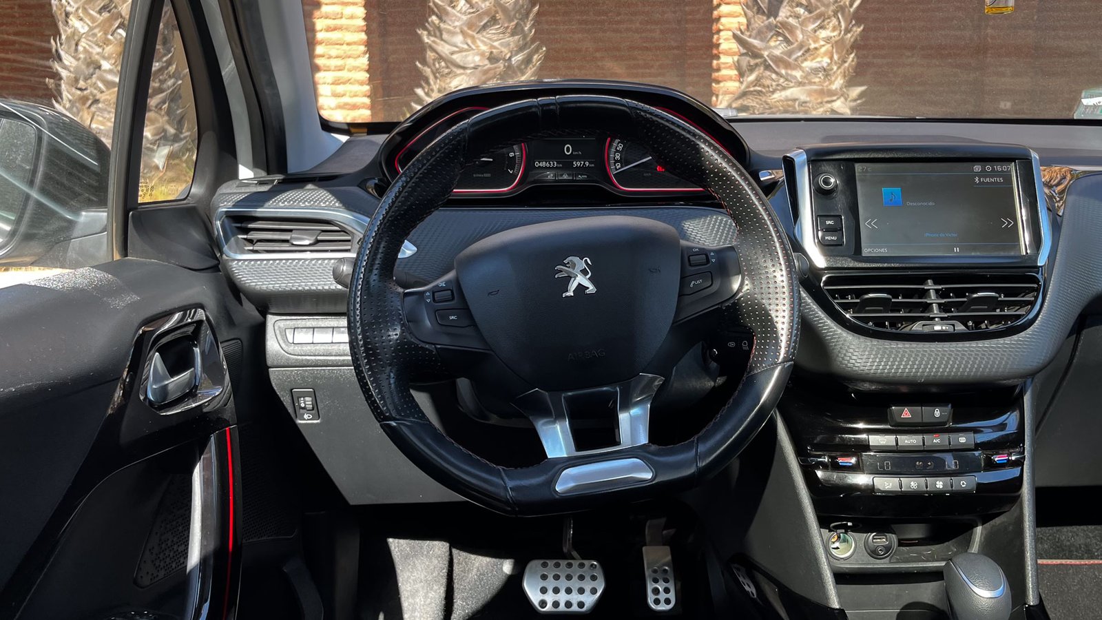 Peugeot 2008 GT LINE 1.2 AT 2018 - Imagen 12 de 20