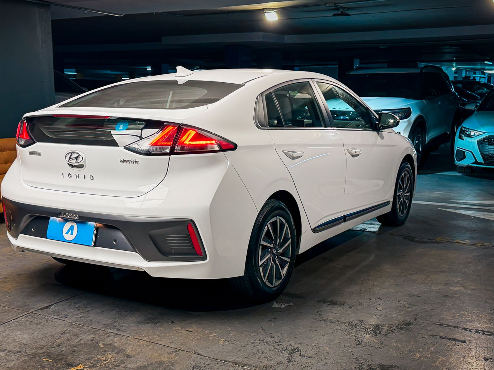 Hyundai Ioniq EV AT 2022 - Foto 4 de 20