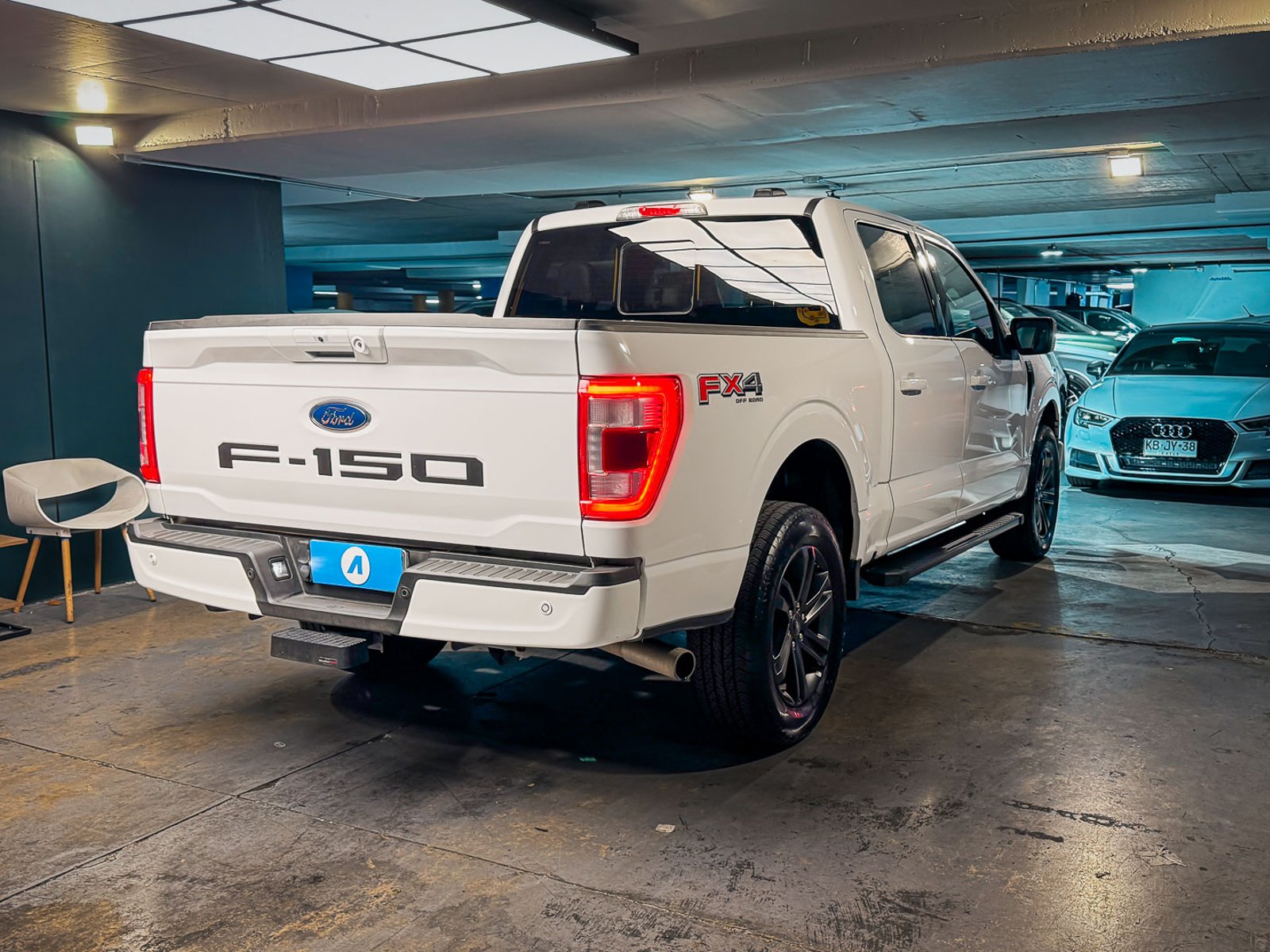 Ford F150 Lariat Sport 5.0 2022 - Foto 4 de 20