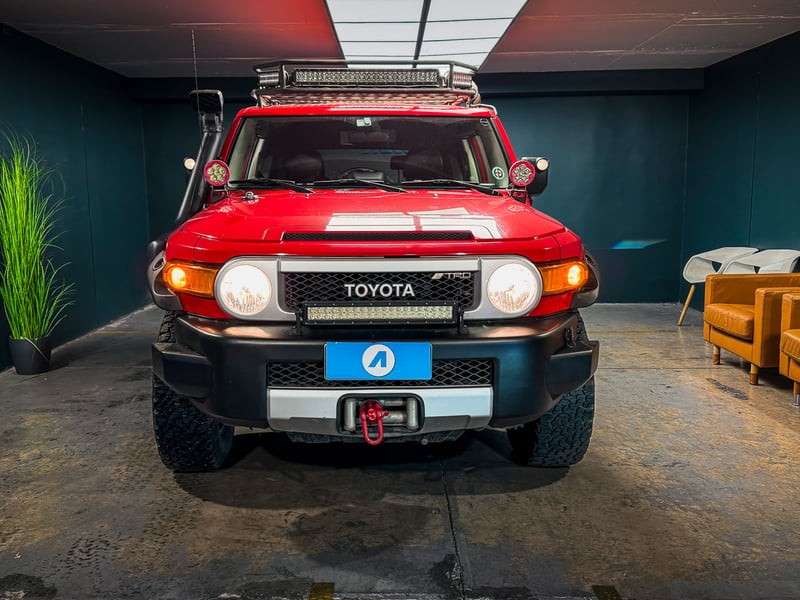 Toyota FJ Cruiser Limited 4x4 4.0 2013 - Imagen 6 de 20