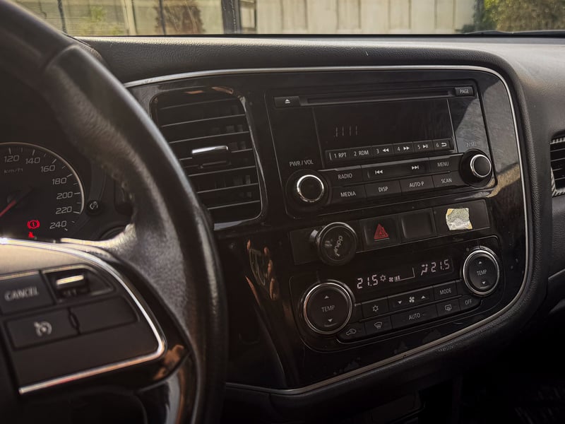 Mitsubishi Outlander GL AT 2018 - Imagen 15 de 20