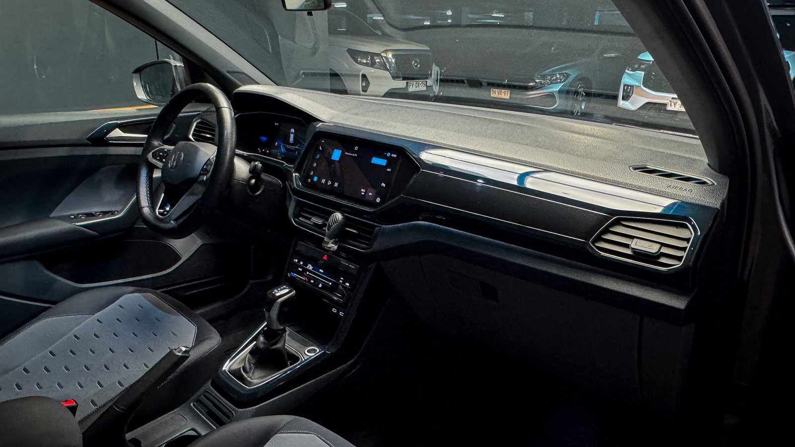 Volkswagen T-Cross Comfortline 2024 - Imagen 13 de 20