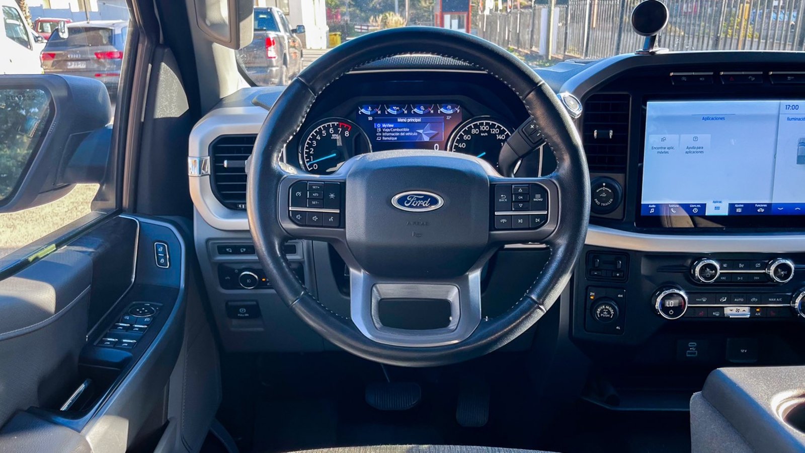 Ford F-150 XLT DC 4X4 5.0 2021 - Imagen 12 de 20