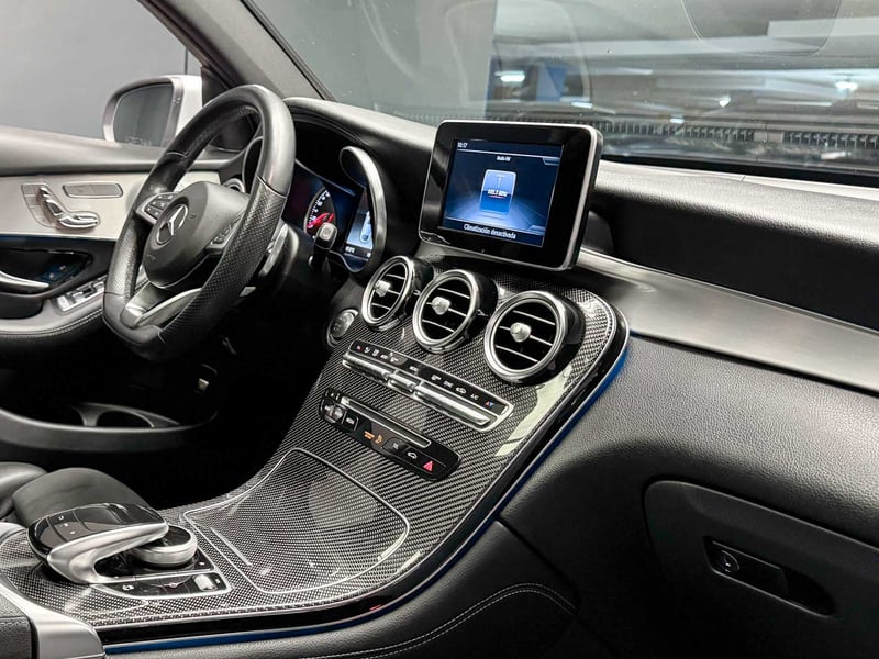 Mercedes-Benz GLC 300 Coupé AMG Line 2019 - Imagen 14 de 20